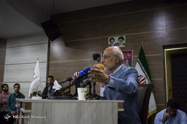 سخنرانی میرسلیم در دانشگاه آزاد واحد علوم و تحقیقات