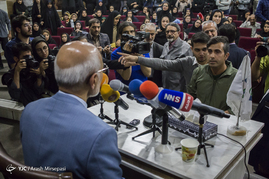 سخنرانی میرسلیم در دانشگاه آزاد واحد علوم و تحقیقات
