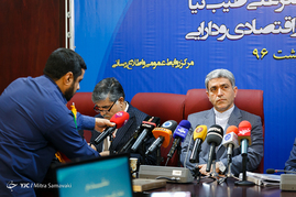 نشست خبری طیب نیا وزیر امور اقتصادی و دارایی
