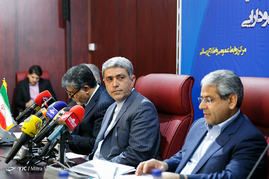 نشست خبری طیب نیا وزیر امور اقتصادی و دارایی
