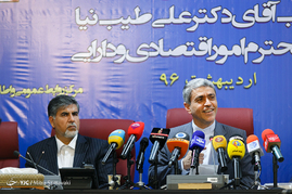 نشست خبری طیب نیا وزیر امور اقتصادی و دارایی
