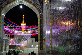 حرم مطهر رضوی در شب نیمه شعبان