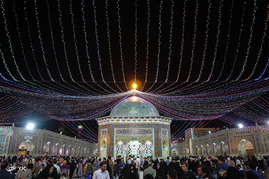 حرم مطهر رضوی در شب نیمه شعبان
