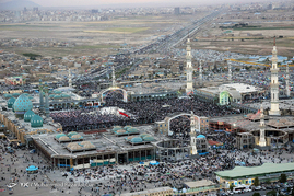 جشن نیمه شعبان در مسجد مقدس جمکران