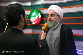 پشت صحنه ضبط برنامه حسن روحانی نامزد انتخابات ریاست جمهوری