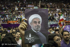 همایش انتخاباتی حسن روحانی در ورزشگاه آزادی
