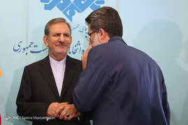 پشت صحنه ضبط برنامه معاونت سیما اسحاق جهانگیری نامزد انتخابات ریاست جمهوری