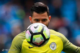 دیدار تیم‌های فوتبال منچسترسیتی و لسترسیتی