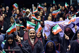 همایش بانوان تهرانی حامی محمدباقر قالیباف صبح امروز یکشنبه در سالن مجموعه شهدای انقلاب اسلامی برگزار شد.