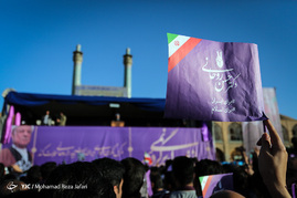 سفر انتخاباتی حسن روحانی به اصفهان‎