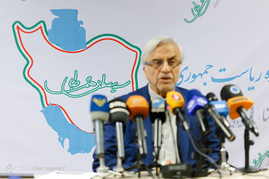 نشست خبری مصطفی هاشمی طبا در خبرگزاری ایسنا