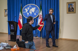 کنفرانس مطبوعاتی سخنگوی وزارت امور خارجه