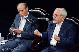 دومین نشست صمیمی اهالی فرهنگ و هنر با دولتمردان با حضور محمدجواد ظریف- بیژن زنگنه-
 قاضی زاده هاشمی و علی نصیریان در تالار وحدت