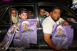 شور و حال انتخاباتی جوانان در خیابان‌های قم‎