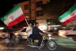شور و حال انتخاباتی جوانان در خیابان‌های قم‎