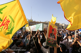 تشییع پیکر دو شهید مدافع حرم در قم‎