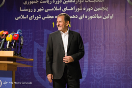 حضور اسحاق جهانگیری در ستاد انتخابات وزارت کشور