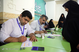 ساعات پایانی رای گیری در شعب اخذ رای - مشهد
