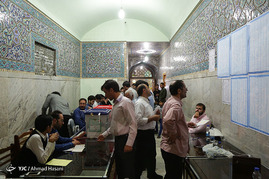 ساعات پایانی رای گیری در شعب اخذ رای - مشهد