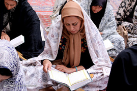 محفل انس با قرآن کریم در حرم شاهچراغ(ع)