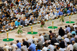 آئین جزءخوانی قرآن کریم در حرم حضرت معصومه (س)‎