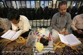 آئین جزءخوانی قرآن کریم در حرم حضرت معصومه (س)‎