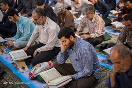 محفل انس با قرآن در حسینیه امام خمینی(ره) - همدان‎
