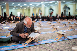 محفل انس با قرآن در حسینیه امام خمینی(ره) - همدان‎