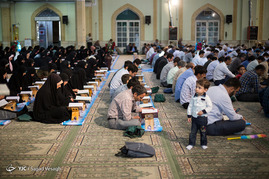 محفل انس با قرآن در حسینیه امام خمینی(ره) - همدان‎