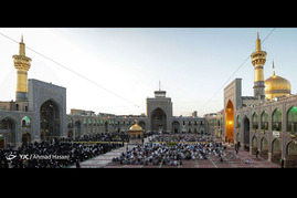 ترتیل خوانی سحرگاهی قرآن کریم در حرم امام رضا علیه السلام
