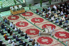 آئین جزءخوانی قرآن کریم در حرم حضرت محمد هلال بن علی(ع) - آران و بیدگل کاشان