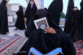 آئین جزءخوانی قرآن کریم در حرم حضرت محمد هلال بن علی(ع) - آران و بیدگل کاشان