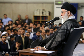 دیدار جمعی از دانشجویان با رهبر معظم انقلاب
