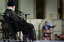 دیدار جمعی از دانشجویان با رهبر معظم انقلاب