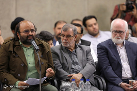 دیدار جمعی از شاعران و اهالی فرهنگ و ادب با رهبر معظم انقلاب