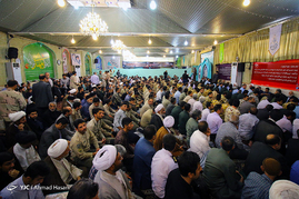 تشییع پیکر همسر آیت الله علم الهدی‎