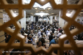 مراسم احیا شب نوزدهم ماه رمضان در حرم حضرت معصومه(س)