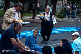 سفره افطار دسته جمعی در ترکیه