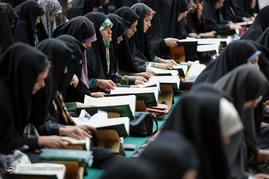 آئین جزءخوانی در مسجد گوهرشاد