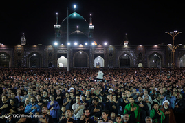 مراسم احیا شب بیست و یکم ماه رمضان در حرم امام رضا(ع)