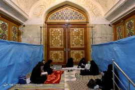 مراسم احیا شب بیست و یکم ماه رمضان در مسجد جمکران