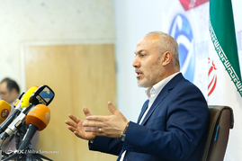 نشست خبری 