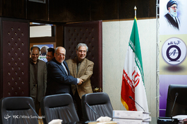 امضاء قرارداد احداث کارخانه لاستیک خودرو در زابل