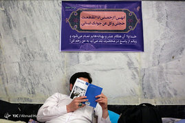 اعتکاف رمضانیه طلاب و دانش آموزان در حرم مطهر رضوی