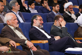 دیدار معاون اول قوه قضائیه با خانواده معظم شهدا
