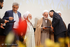 دیدار معاون اول قوه قضائیه با خانواده معظم شهدا