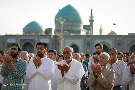 اقامه نماز عید فطر در مشهد مقدس