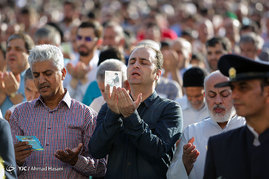 اقامه نماز عید فطر در مشهد مقدس