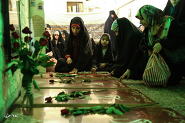 مراسم وداع با ماه مبارک رمضان در کهف الشهدا