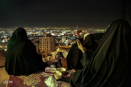 مراسم وداع با ماه مبارک رمضان در کهف الشهدا